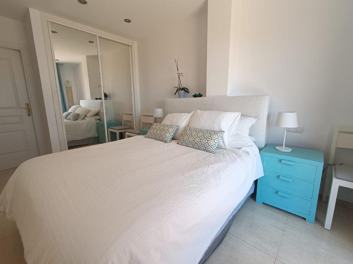 Carvajal Beach Seaview Apartment Benalmádena Eksteriør bilde